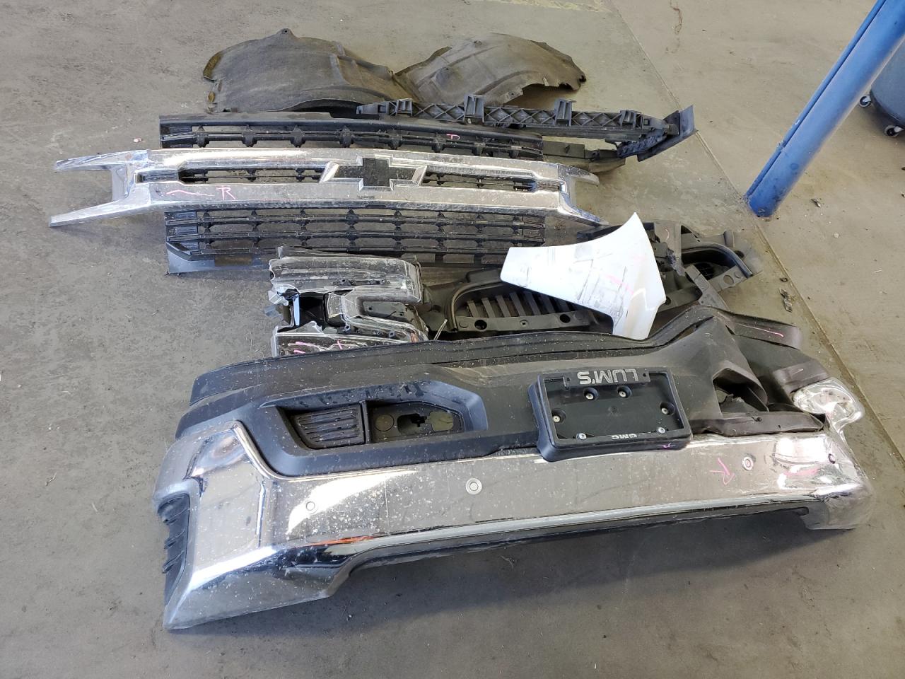 2022 CHEVROLET SILVERADO LTD K1500 LT VIN:1GCUYDED7NZ154821