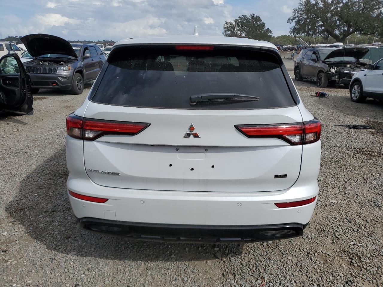 2024 MITSUBISHI OUTLANDER SE VIN:JA4J3VA87RZ067193