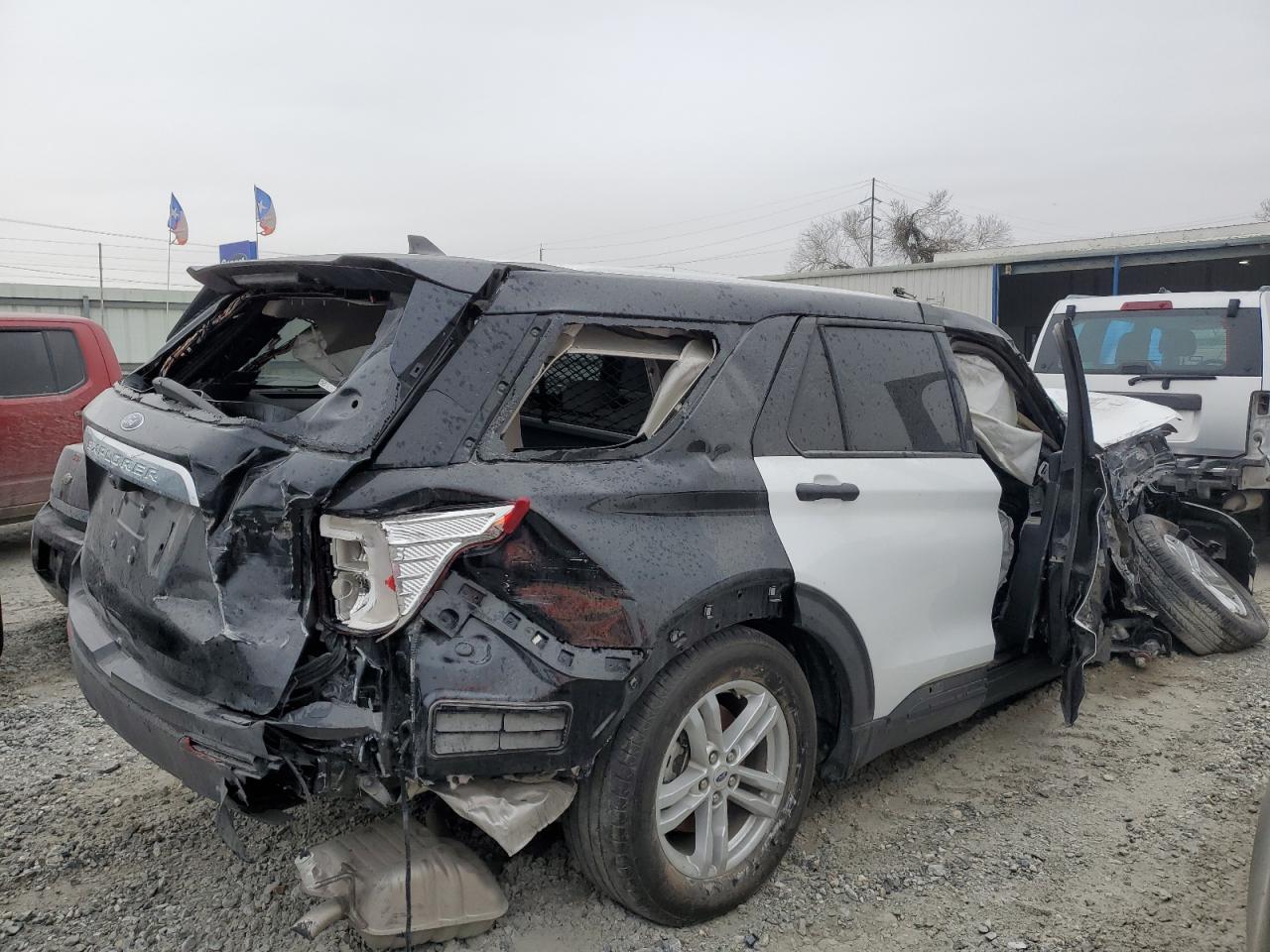 2022 FORD EXPLORER  VIN:1FMSK7BH6NGB46685