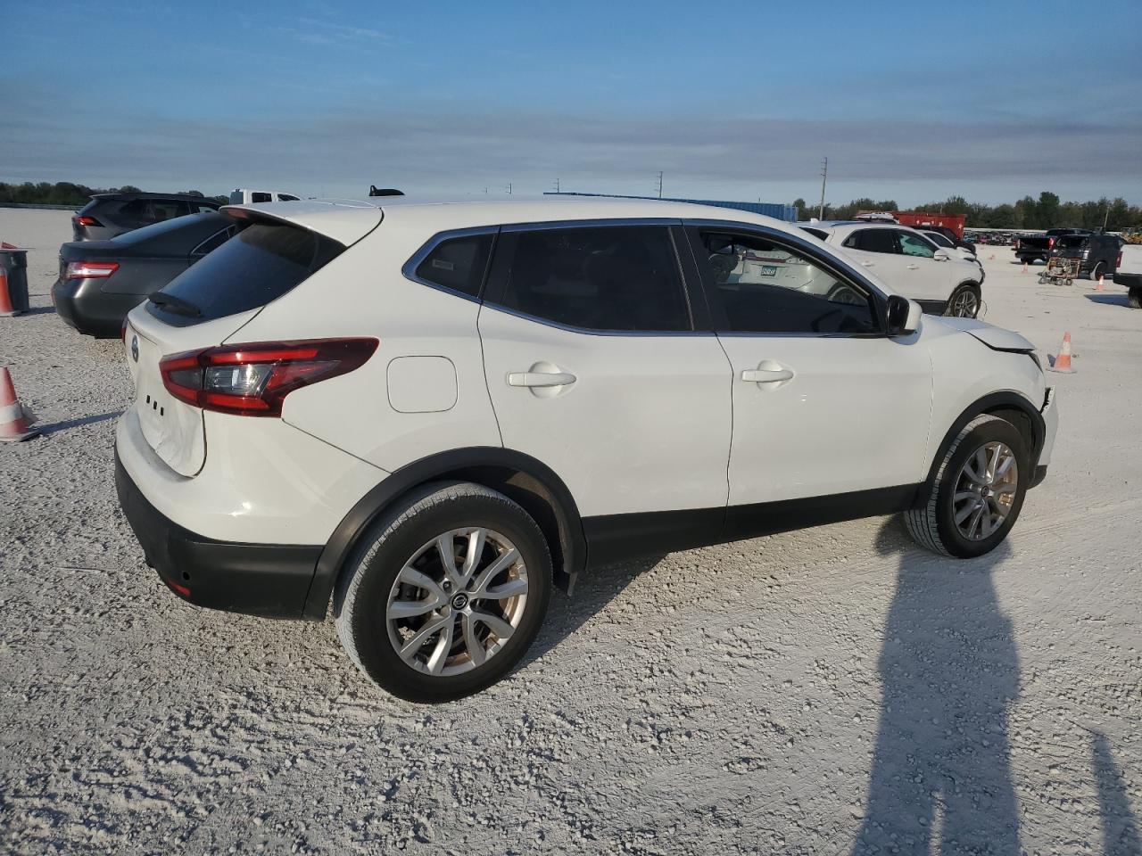 2022 NISSAN ROGUE SPORT S VIN:JN1BJ1AV7NW341800
