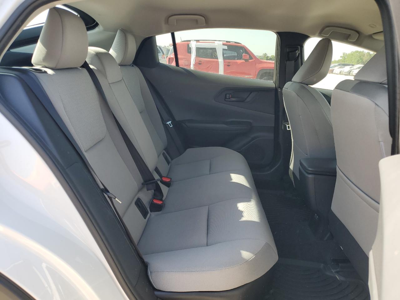 2024 TOYOTA PRIUS LE VIN:JTDACAAU9R3036719