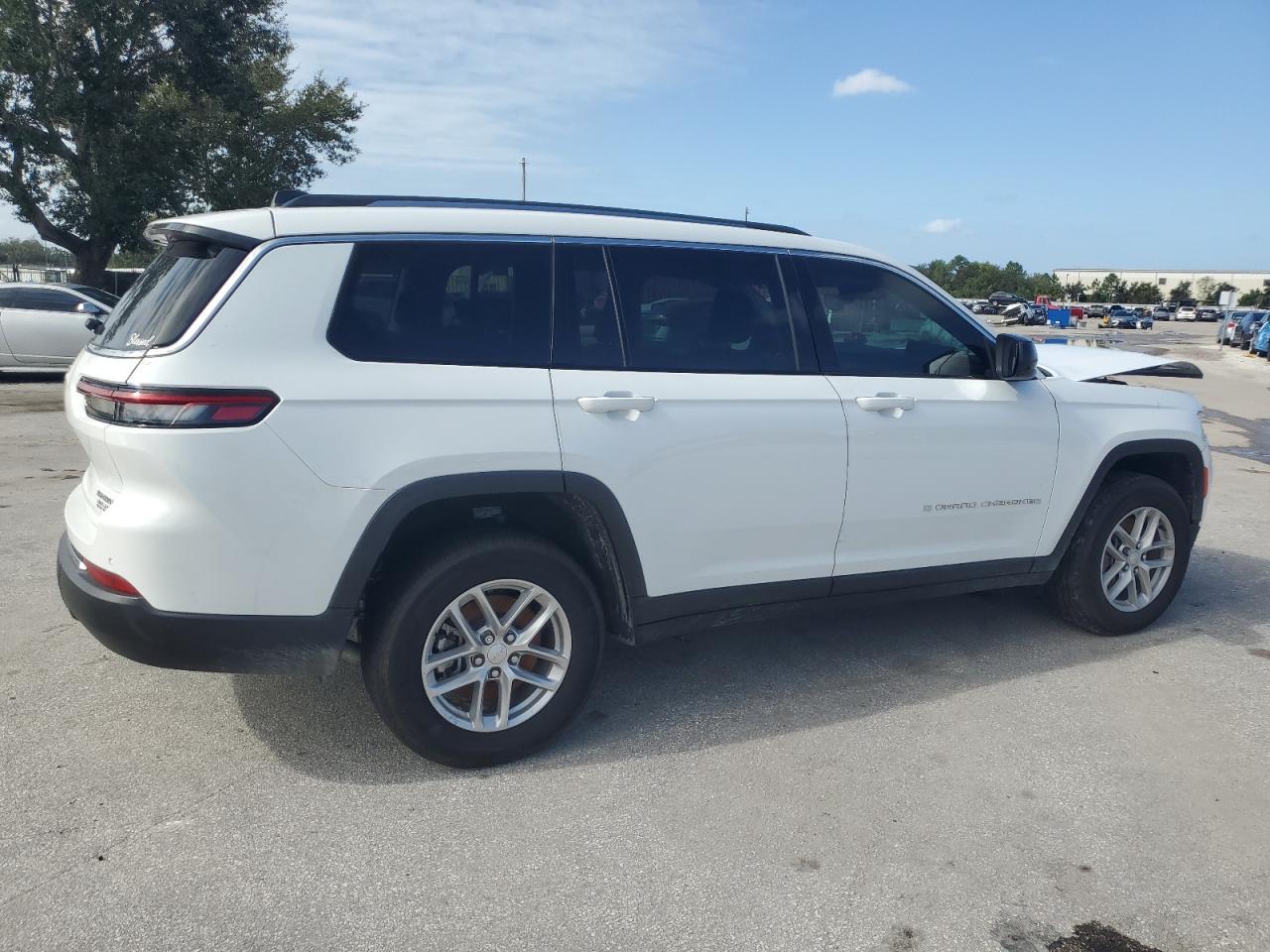 2024 JEEP GRAND CHEROKEE L LAREDO VIN:1C4RJJAG8R8940132