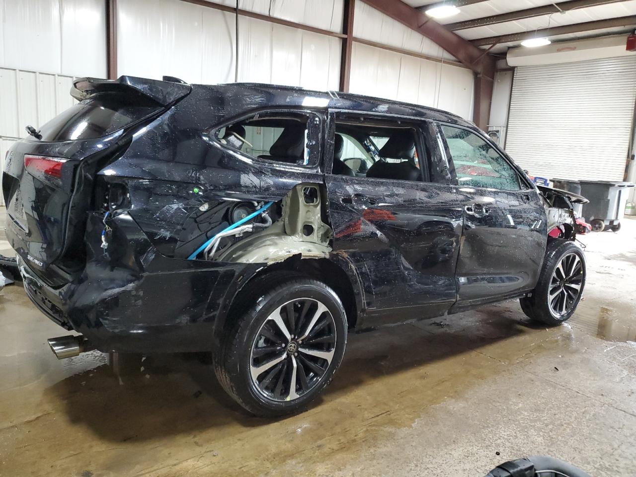 2022 TOYOTA HIGHLANDER XSE VIN:5TDLZRBH7NS184271