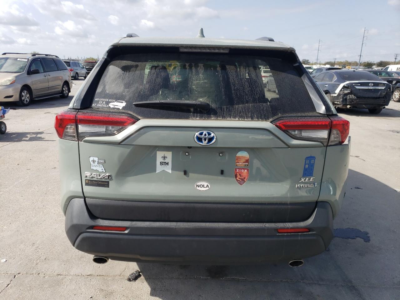 2022 TOYOTA RAV4 XLE PREMIUM VIN:JTMB6RFV3ND061888