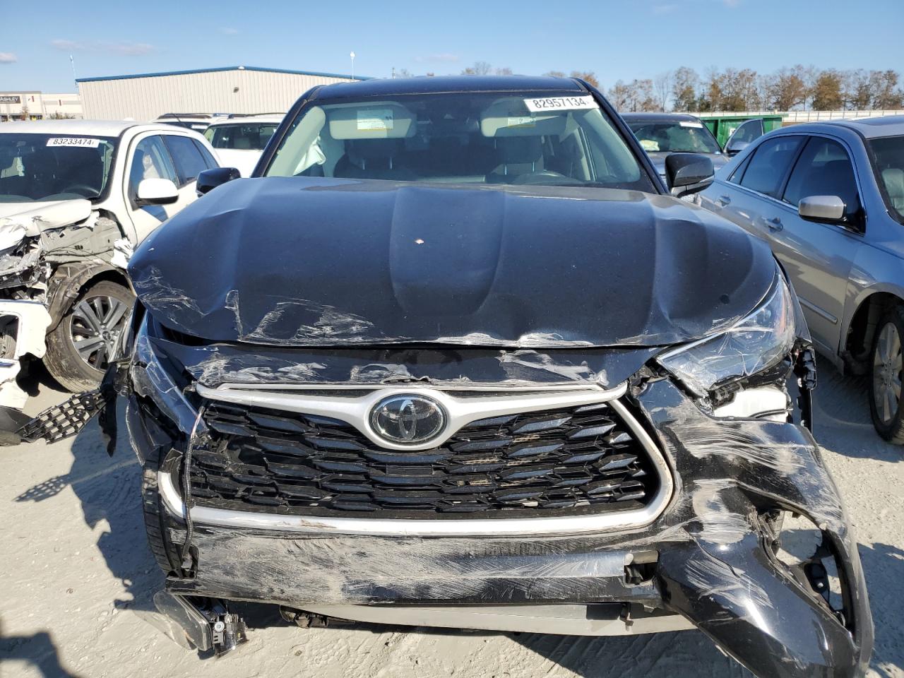 2024 TOYOTA HIGHLANDER LE VIN:5TDKDRAH8RS532676