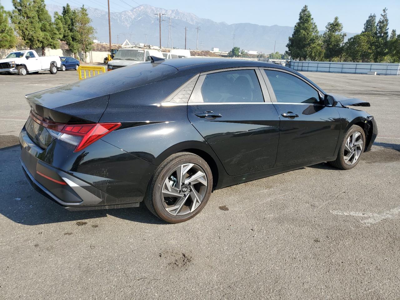 2024 HYUNDAI ELANTRA SEL VIN:KMHLS4DG4RU662736