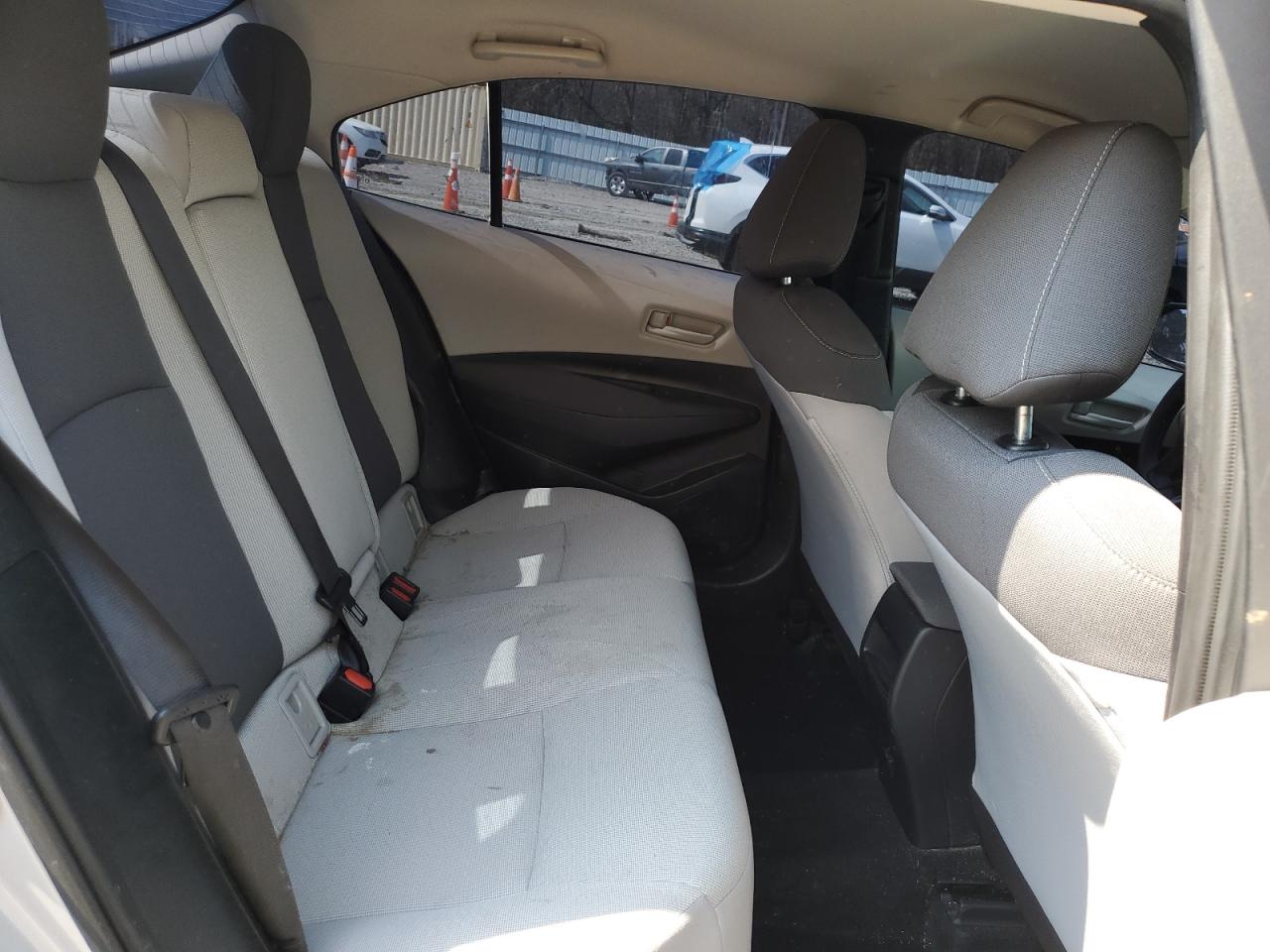 2022 TOYOTA COROLLA LE VIN:5YFVPMAE4NP310992