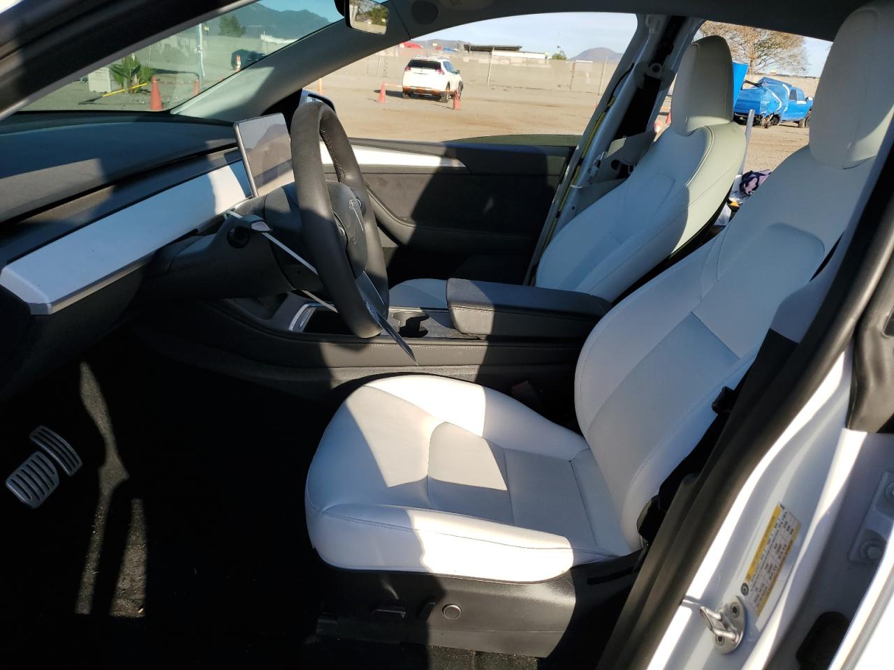 2023 TESLA MODEL Y  VIN:7SAYGDEF0PF702093
