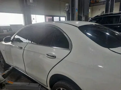 2021 Mercedes-Benz E 300 W1KZF5EBXMA963944 VIN:W1KZF5EBXMA963944