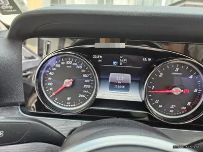 2019 Mercedes-Benz E 220 VIN: