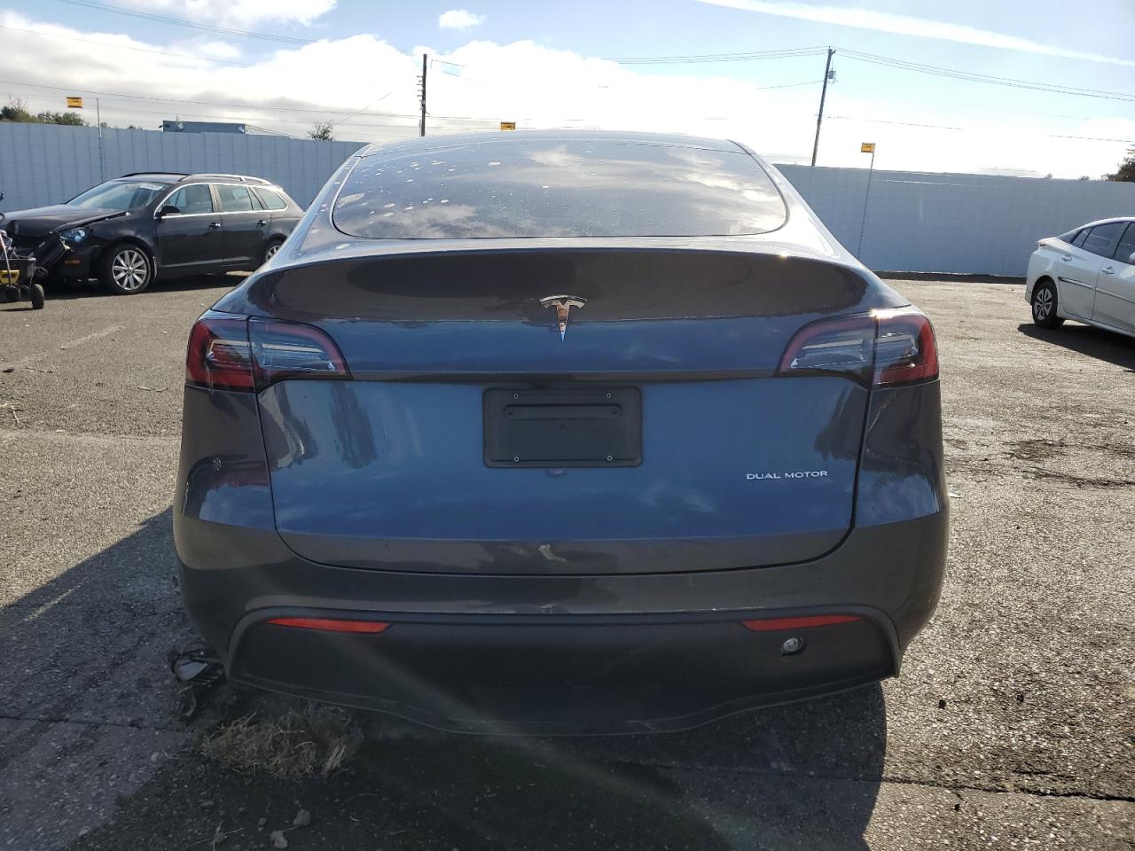 2023 TESLA MODEL Y  VIN:7SAYGAEE1PF897207