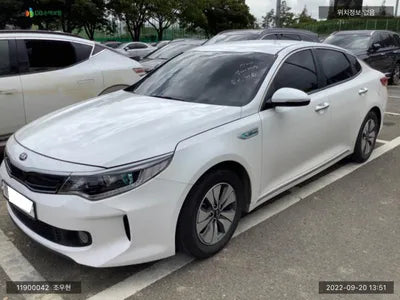 2016 Kia K5 KNAGU41CBGA001235 VIN:KNAGU41CBGA001235