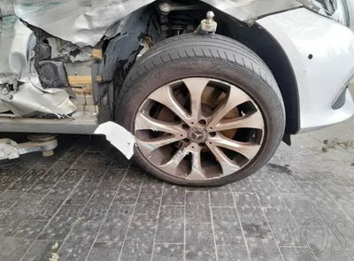 2018 Mercedes-Benz E 300 VIN: