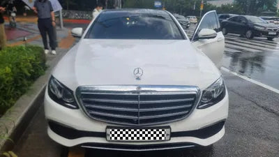 2019 Mercedes-Benz E 300 WDDZF4KB9KA610882 VIN:WDDZF4KB9KA610882