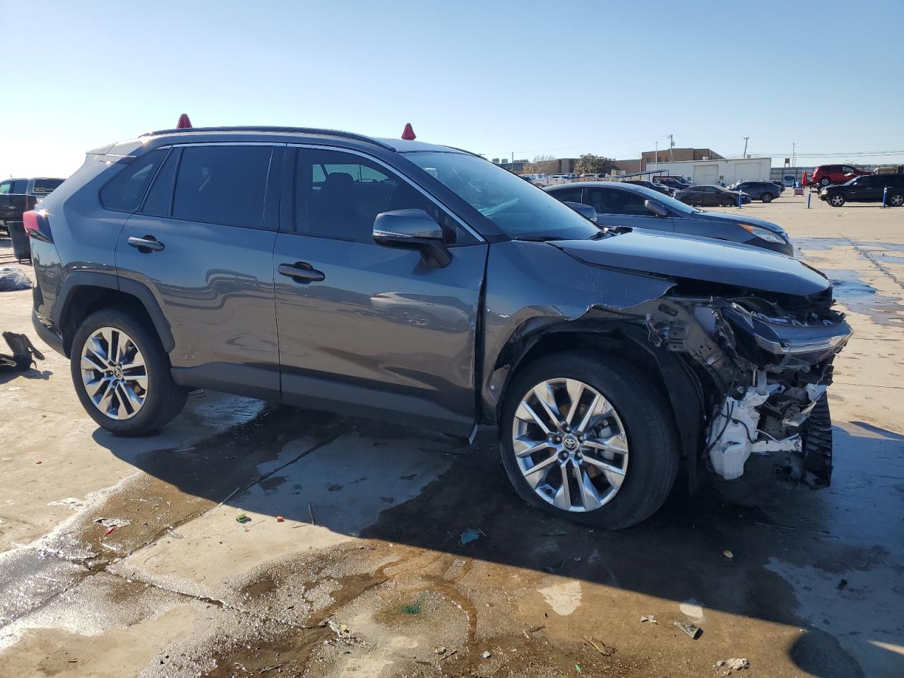 2022 TOYOTA RAV4 XLE PREMIUM VIN:2T3C1RFV2NC176280