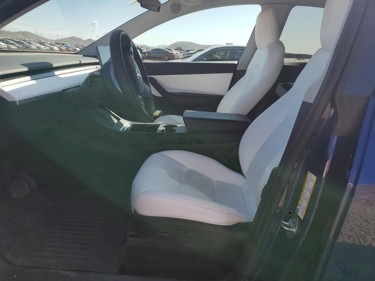 2022 TESLA MODEL Y  VIN:7SAYGDEE0NF468915