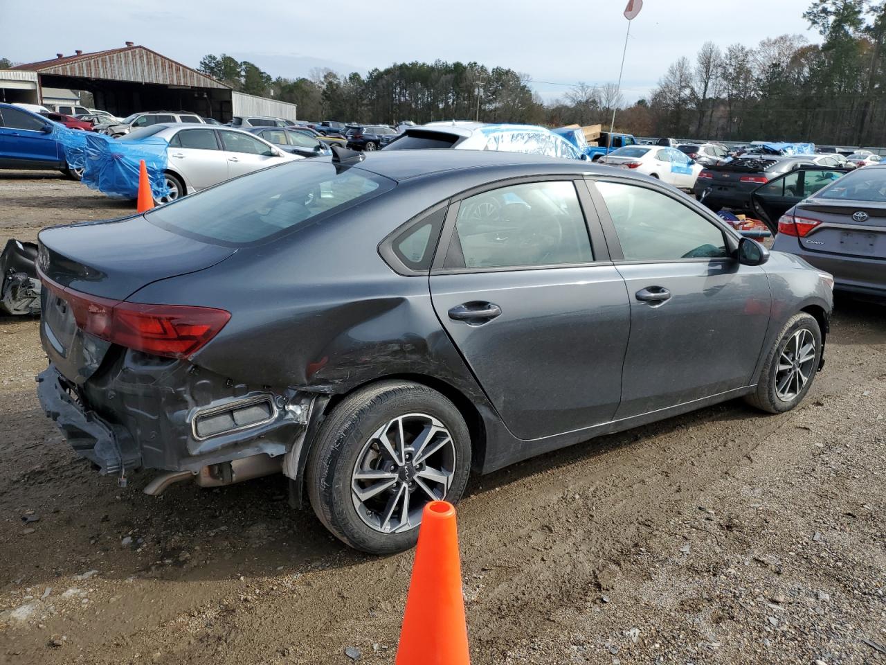 2022 KIA FORTE FE VIN:3KPF24AD2NE464855