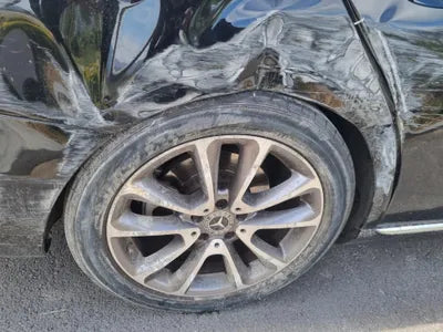 2019 Mercedes-Benz E 300 WDDZF4KB1KA670090 VIN:WDDZF4KB1KA670090