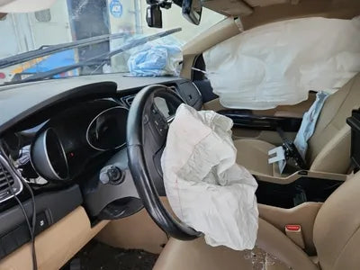 2015 Kia Carnival 402KMKNHMF37ABFS0 VIN:402KMKNHMF37ABFS0