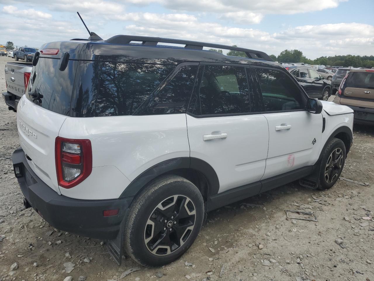 2022 FORD BRONCO SPORT OUTER BANKS VIN:3FMCR9C61NRD18185