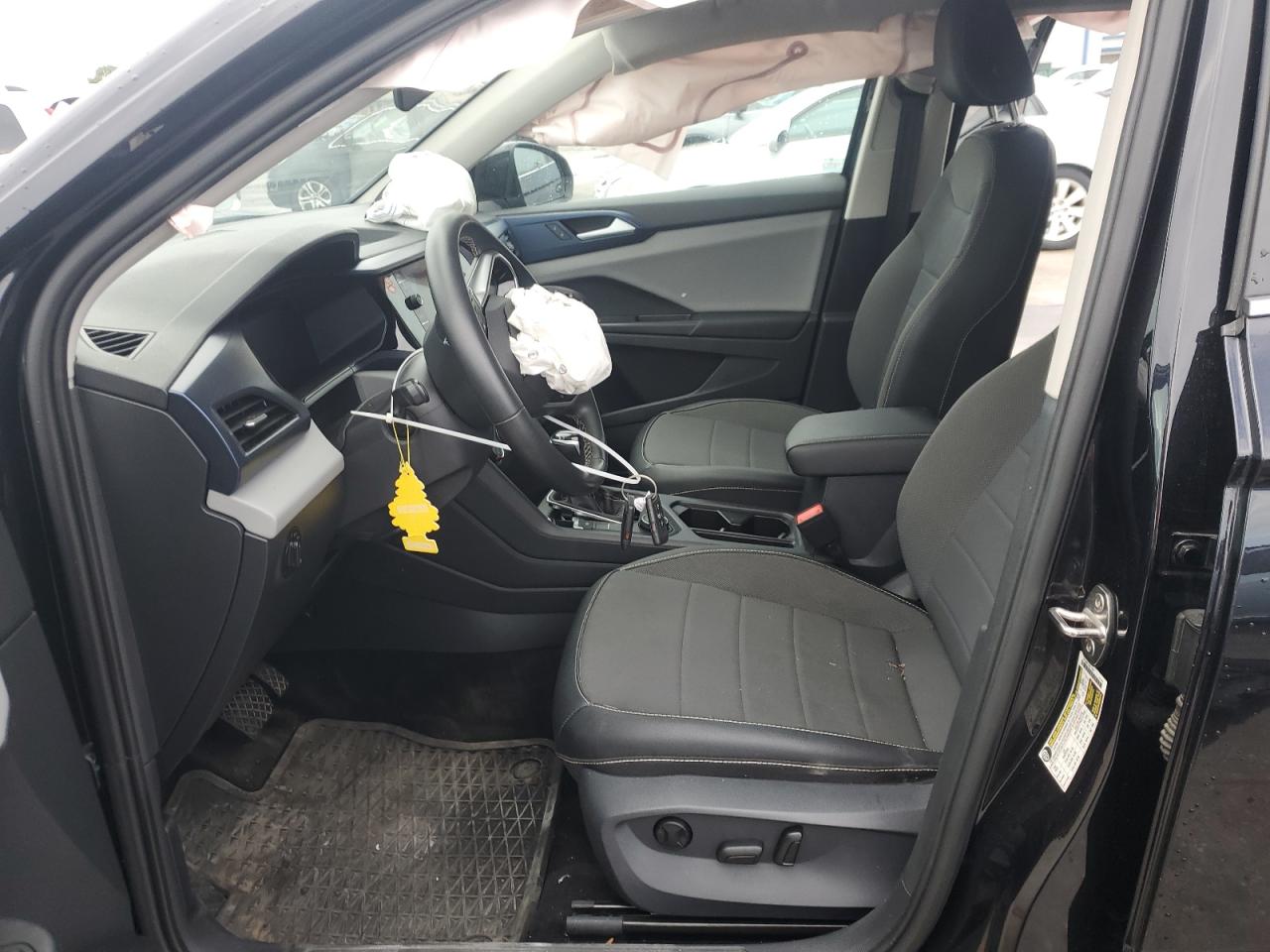 2022 VOLKSWAGEN TAOS SE VIN:3VVWX7B21NM069153