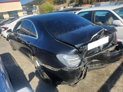 2017 Mercedes-Benz E 220 WDDZF0EB8HA167766 VIN:WDDZF0EB8HA167766