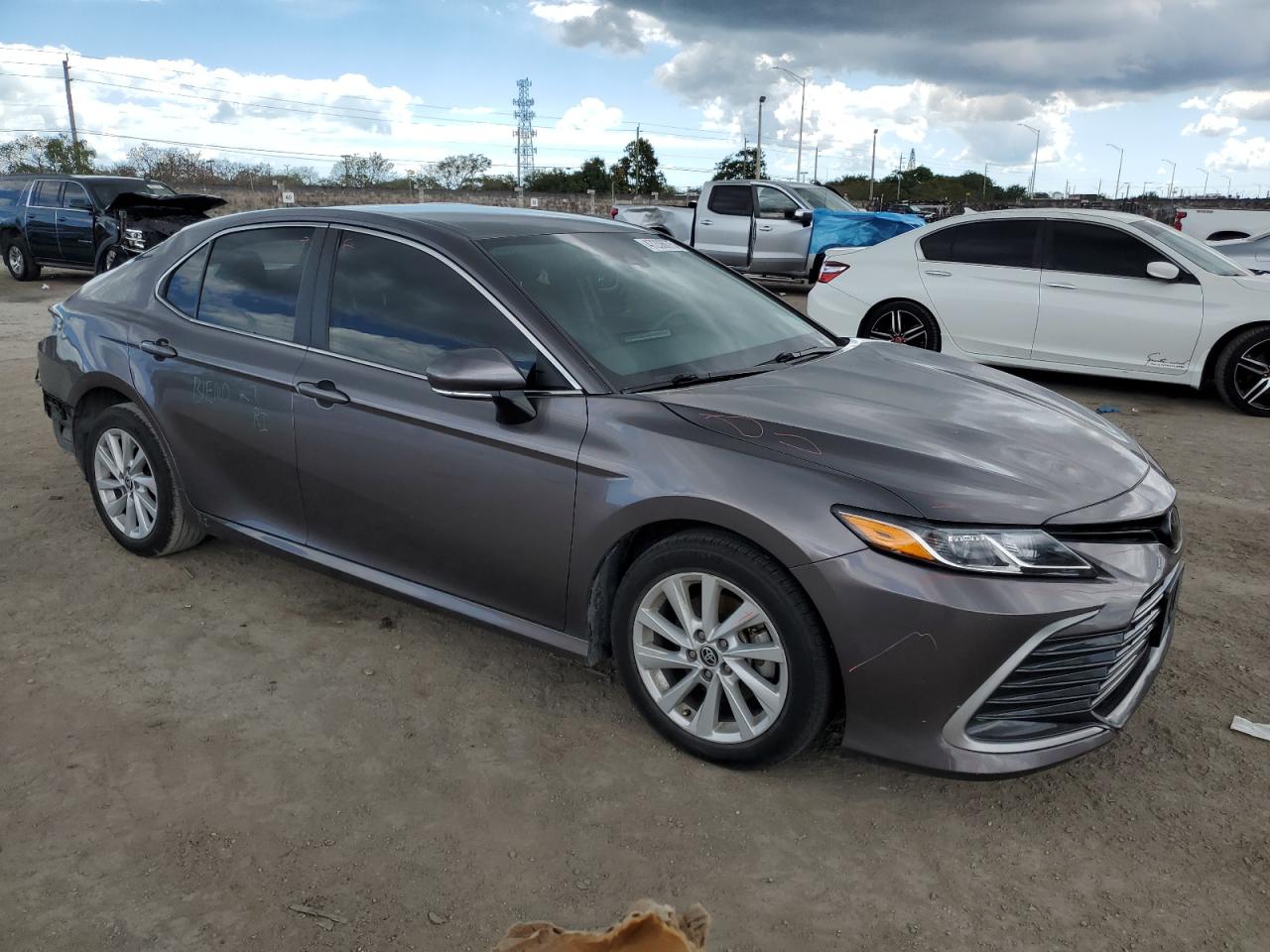 2023 TOYOTA CAMRY LE VIN:4T1C11BK2PU086828