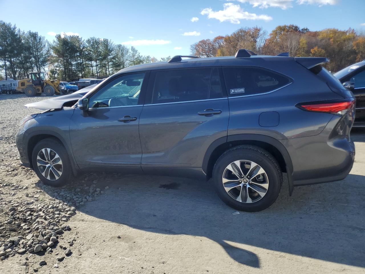 2022 TOYOTA HIGHLANDER XLE VIN:5TDGZRBH9NS245914