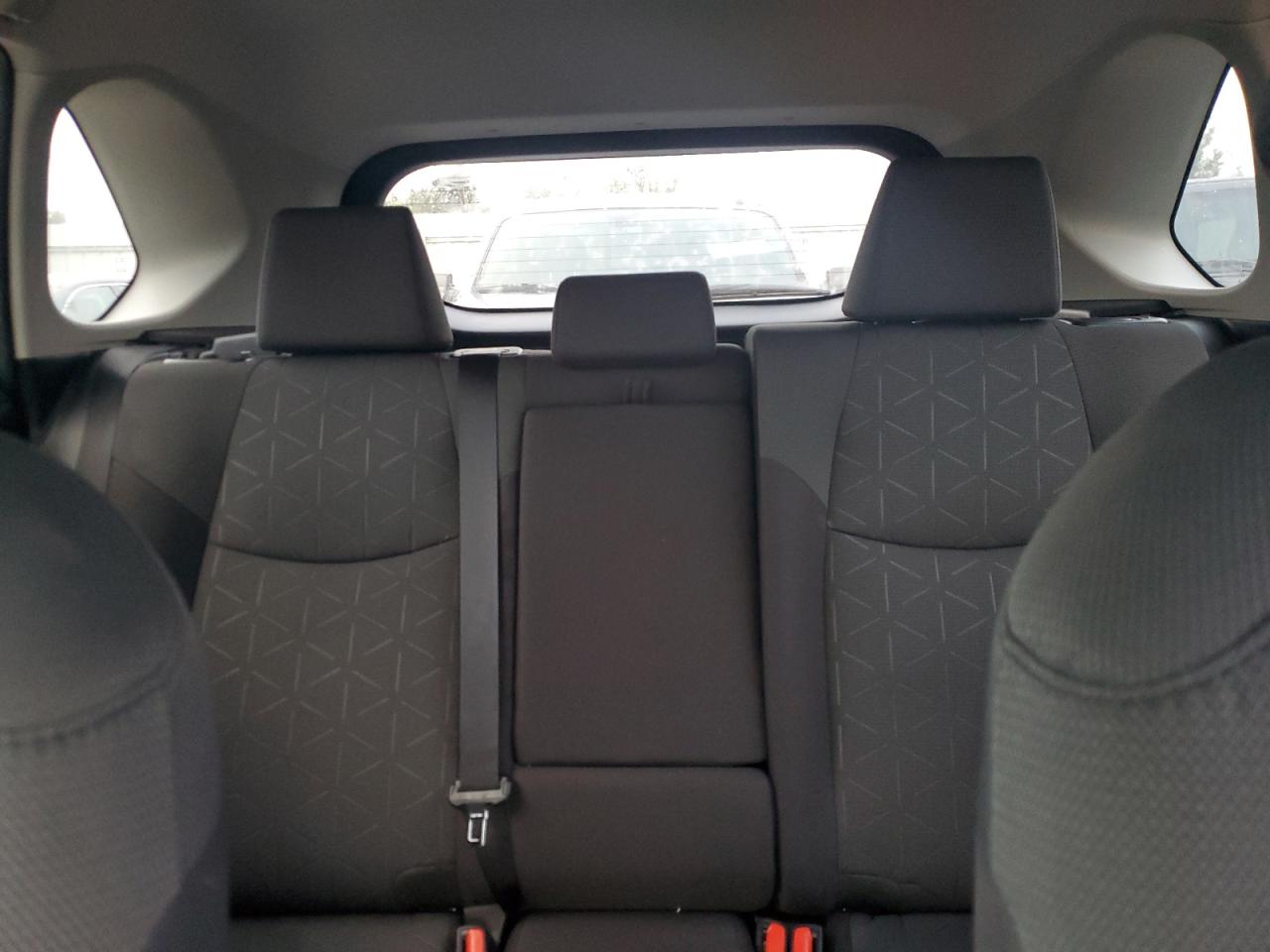 2022 TOYOTA RAV4 XLE VIN:2T3W1RFVXNW233630