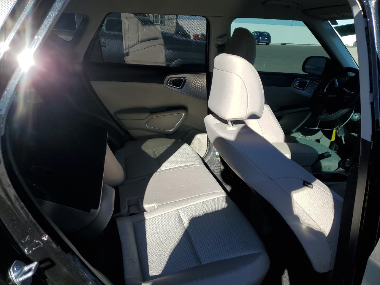 2023 KIA SOUL LX VIN:KNDJ23AU4P7879313