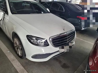 2018 Mercedes-Benz E 300 VIN: