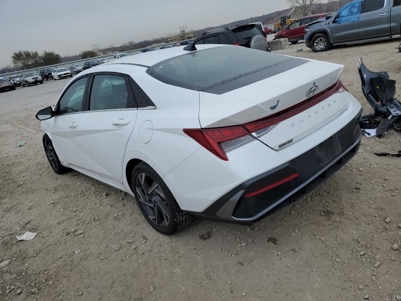 2024 HYUNDAI ELANTRA SEL VIN:KMHLS4DG9RU727709