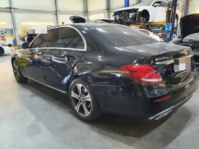 2018 Mercedes-Benz E 220 WDDZF0EB7KA519260 VIN:WDDZF0EB7KA519260