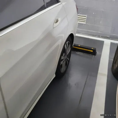 2014 Mercedes-Benz E 200 VIN: