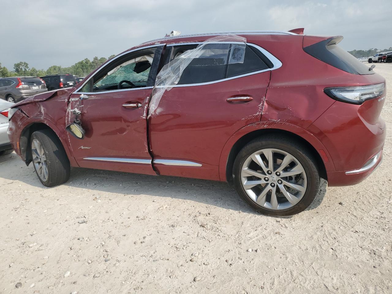 2022 BUICK ENVISION AVENIR VIN:LRBFZRR4XND064717