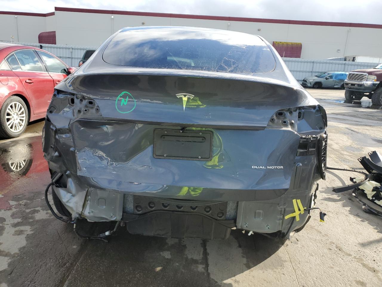 2022 TESLA MODEL Y  VIN:7SAYGDEE7NF461685
