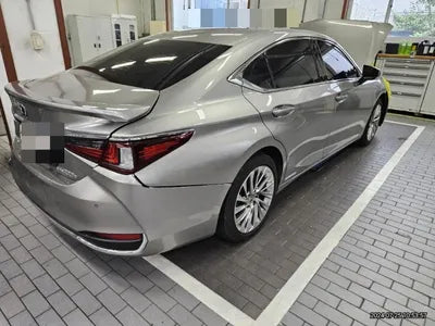 2021 Lexus ES 300 VIN: