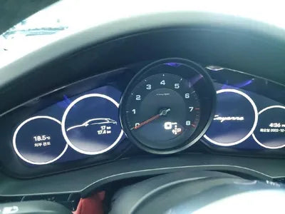 2022 Porsche Cayenne VIN: