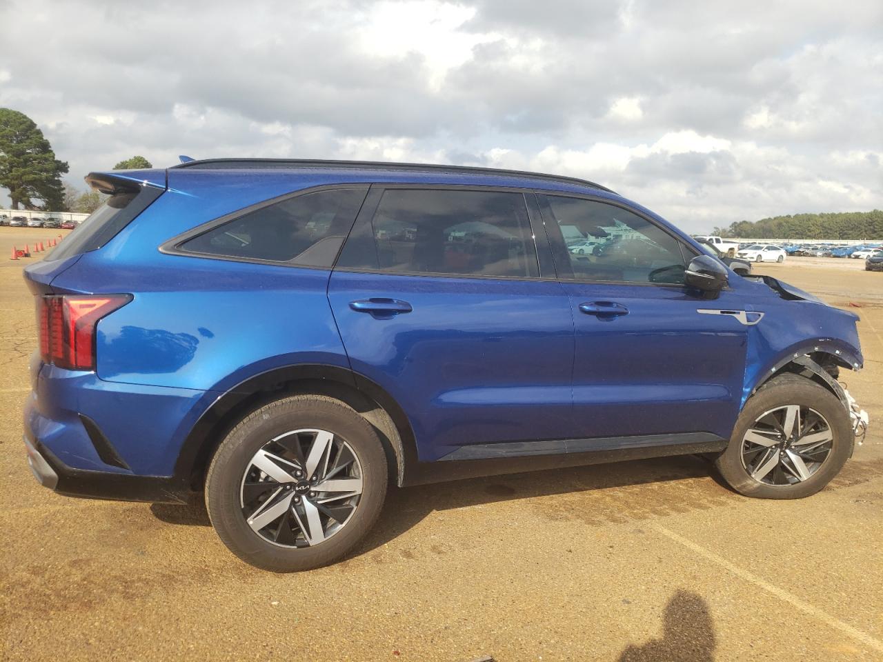 2022 KIA SORENTO S VIN:5XYRL4LC7NG124473