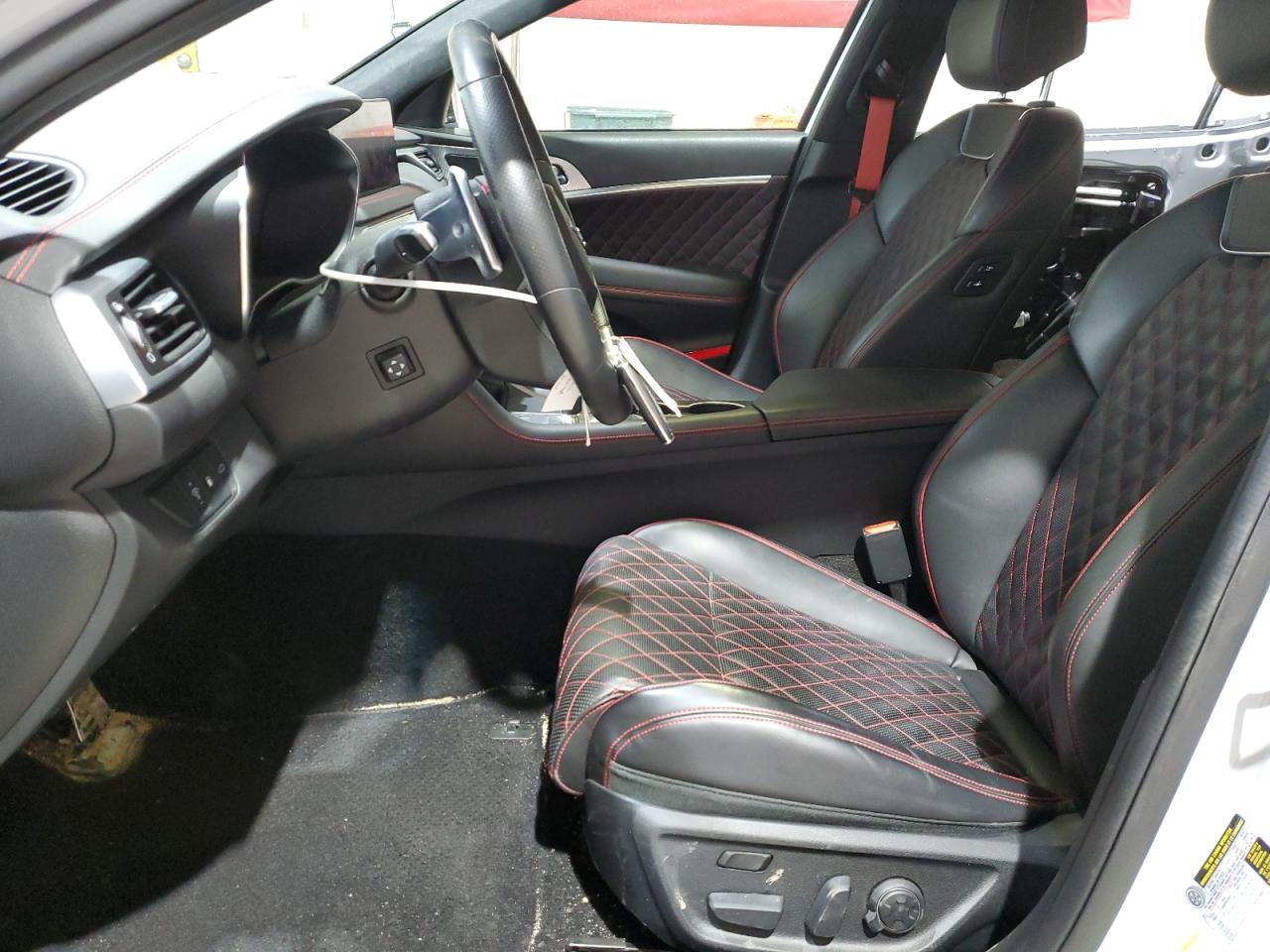 2022 GENESIS G70 BASE VIN:KMTG54TEXNU103314