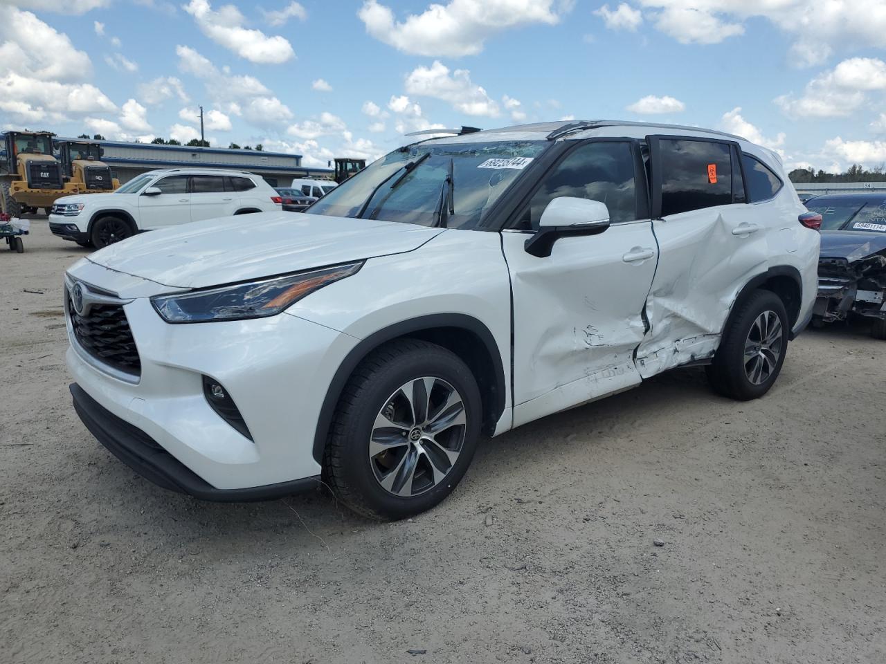 2023 TOYOTA HIGHLANDER HYBRID XLE VIN:5TDKARAH3PS019518