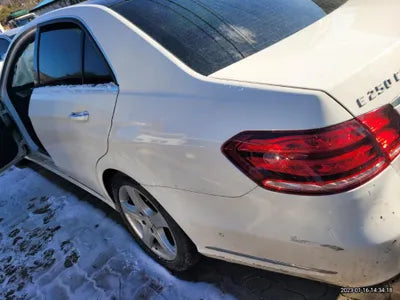 2014 Mercedes-Benz E 250 VIN: