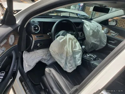 2019 Mercedes-Benz E 300 WDDZF4JB2KA672352 VIN:WDDZF4JB2KA672352