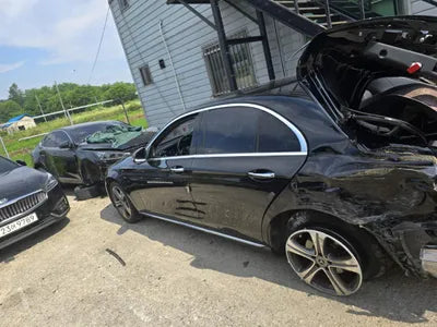 2019 Mercedes-Benz E 300 WDDZF4JB2KA602849 VIN:WDDZF4JB2KA602849