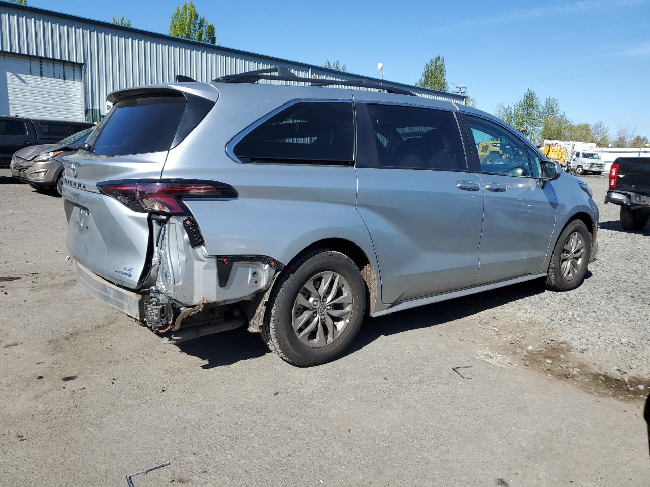 2023 TOYOTA SIENNA LE VIN:5TDKSKFC4PS077574
