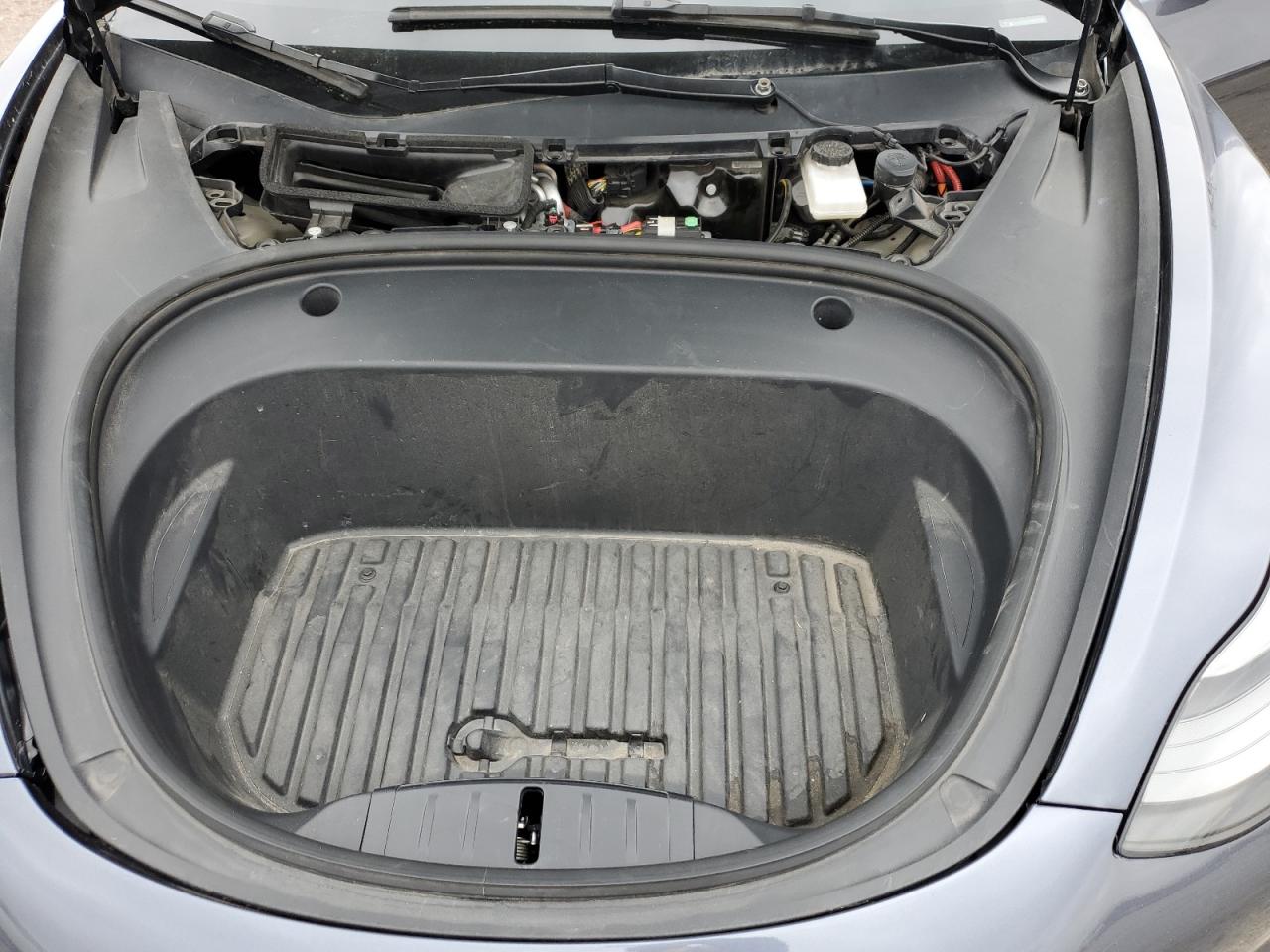 2023 TESLA MODEL 3  VIN:5YJ3E1EAXPF679258