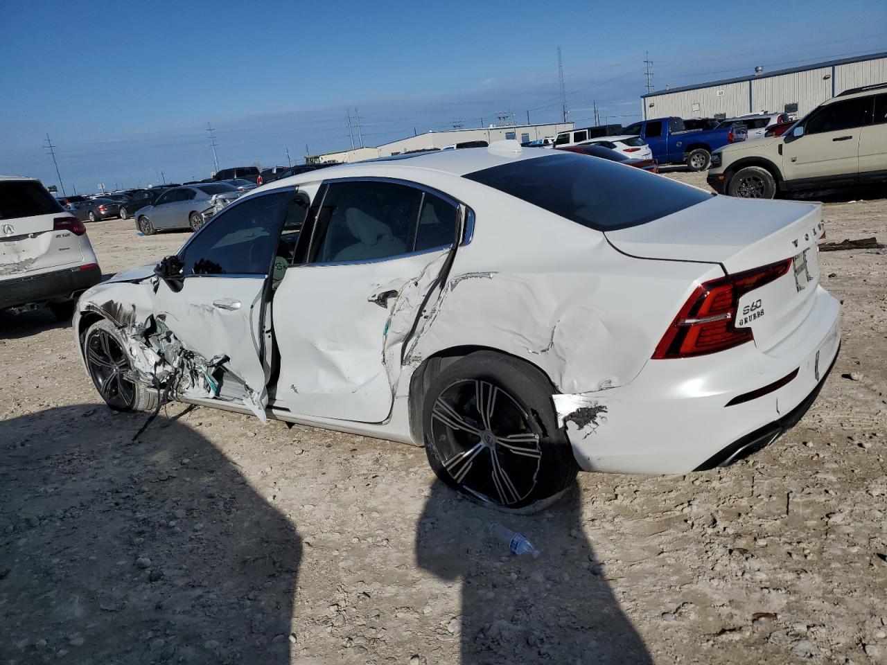 2022 VOLVO S60 B5 INSCRIPTION VIN:7JRL12FL4NG165301