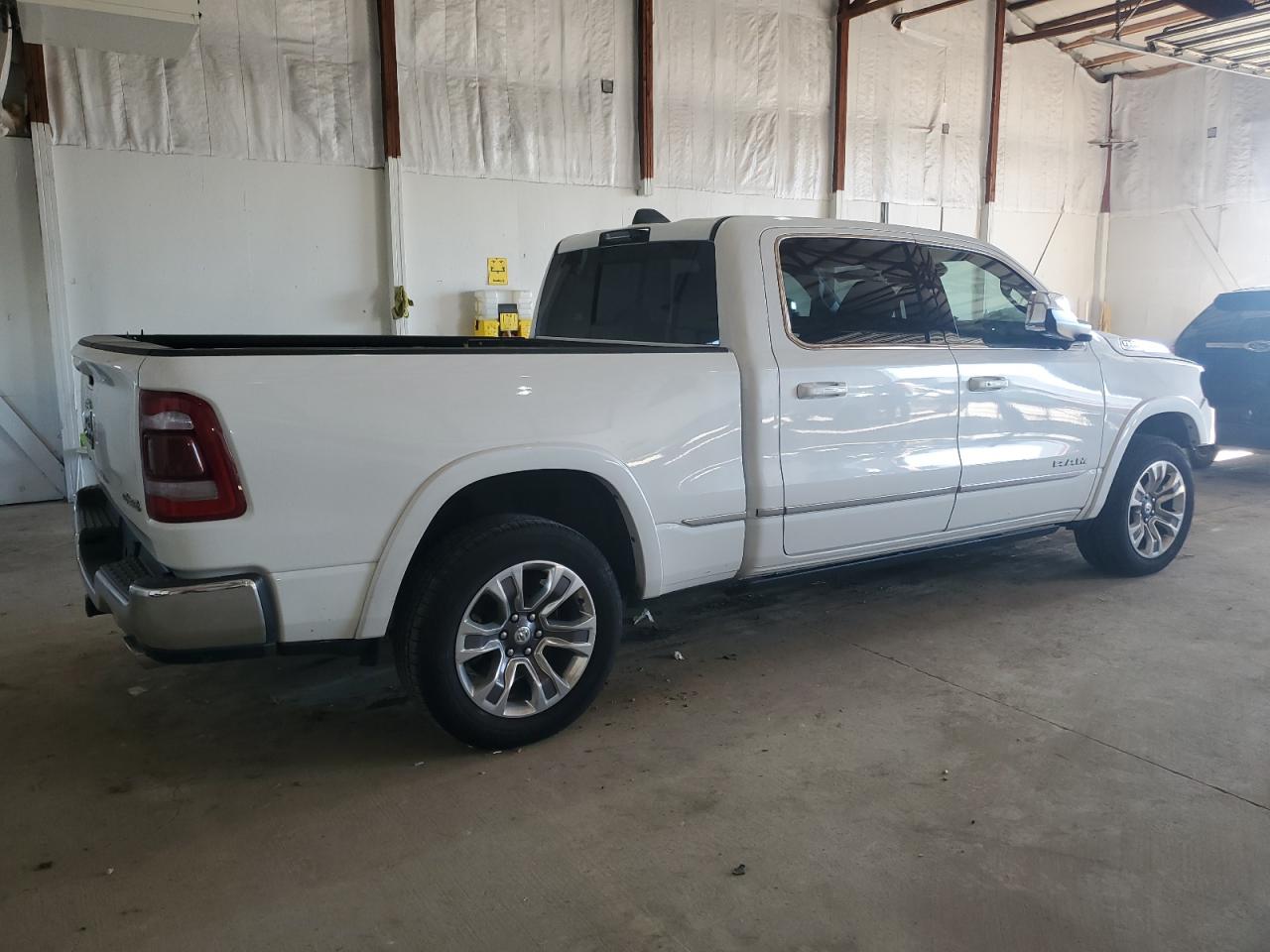 2023 RAM 1500 LIMITED VIN:1C6SRFPT8PN586582