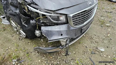 2016 Kia Carnival VIN: