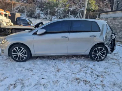 2015 Volkswagen Golf VIN: